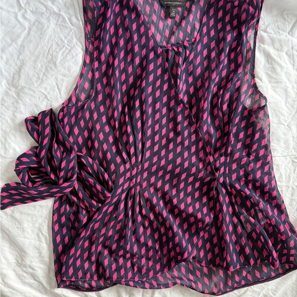 Banana Republic Pink and Navy Sleeveless Top